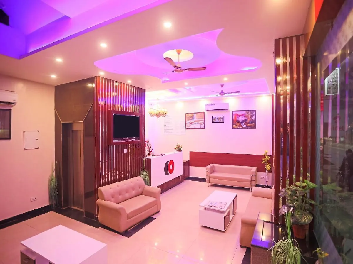 Hotel Luxury Stay New Delhi 3*,  India