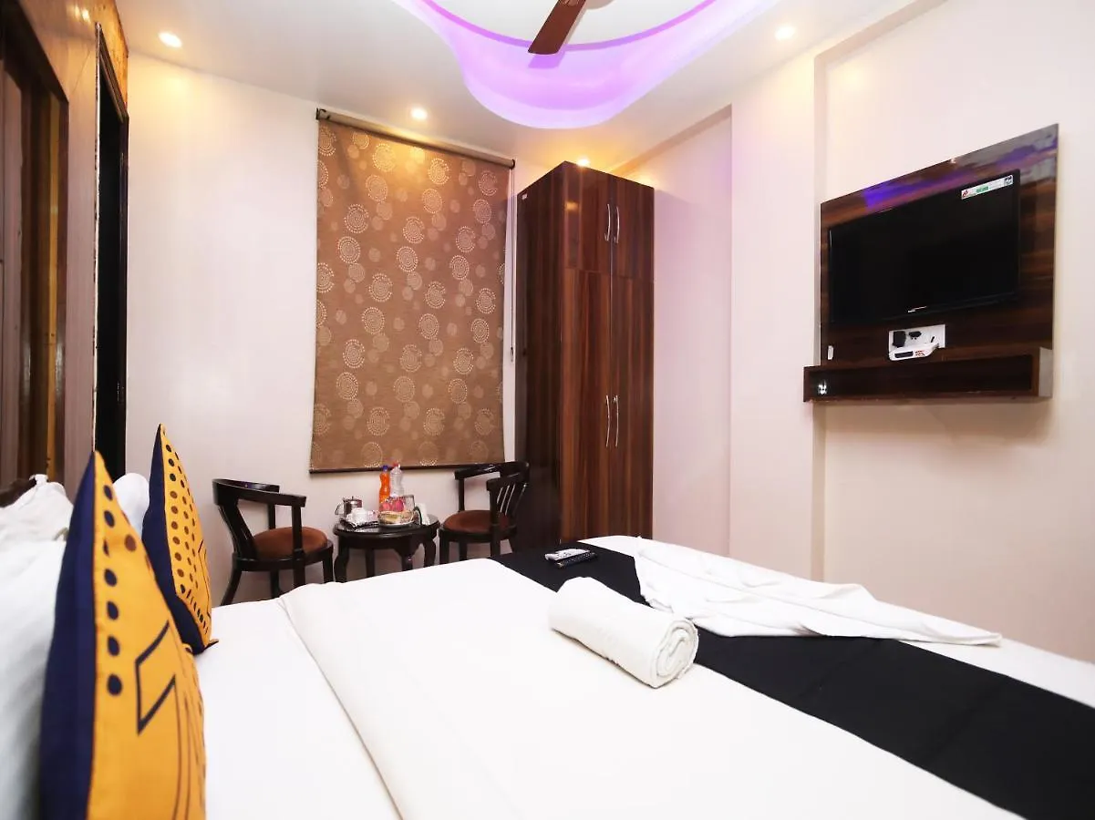 Hotel Luxury Stay New Delhi