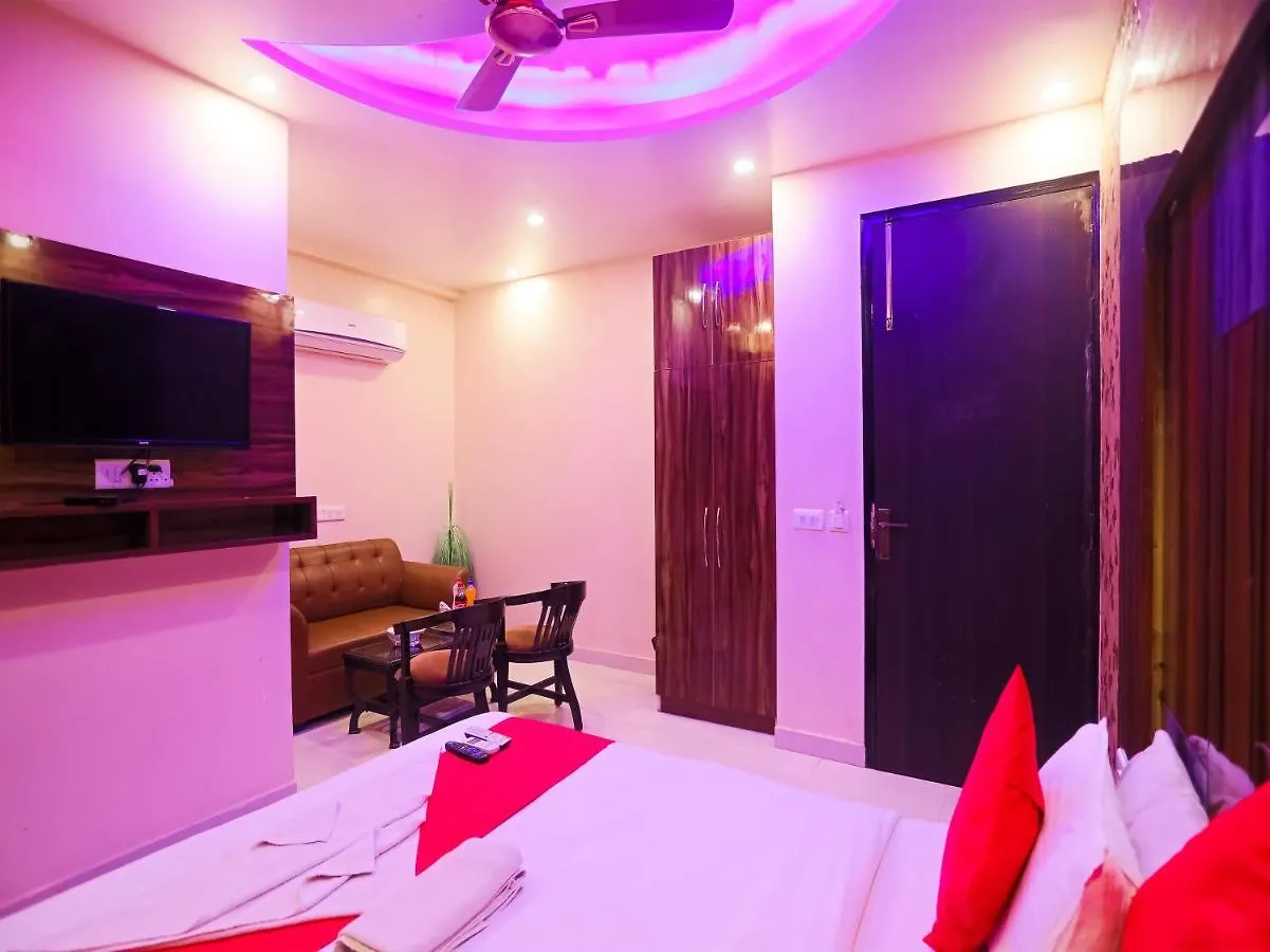 Hotel Luxury Stay New Delhi