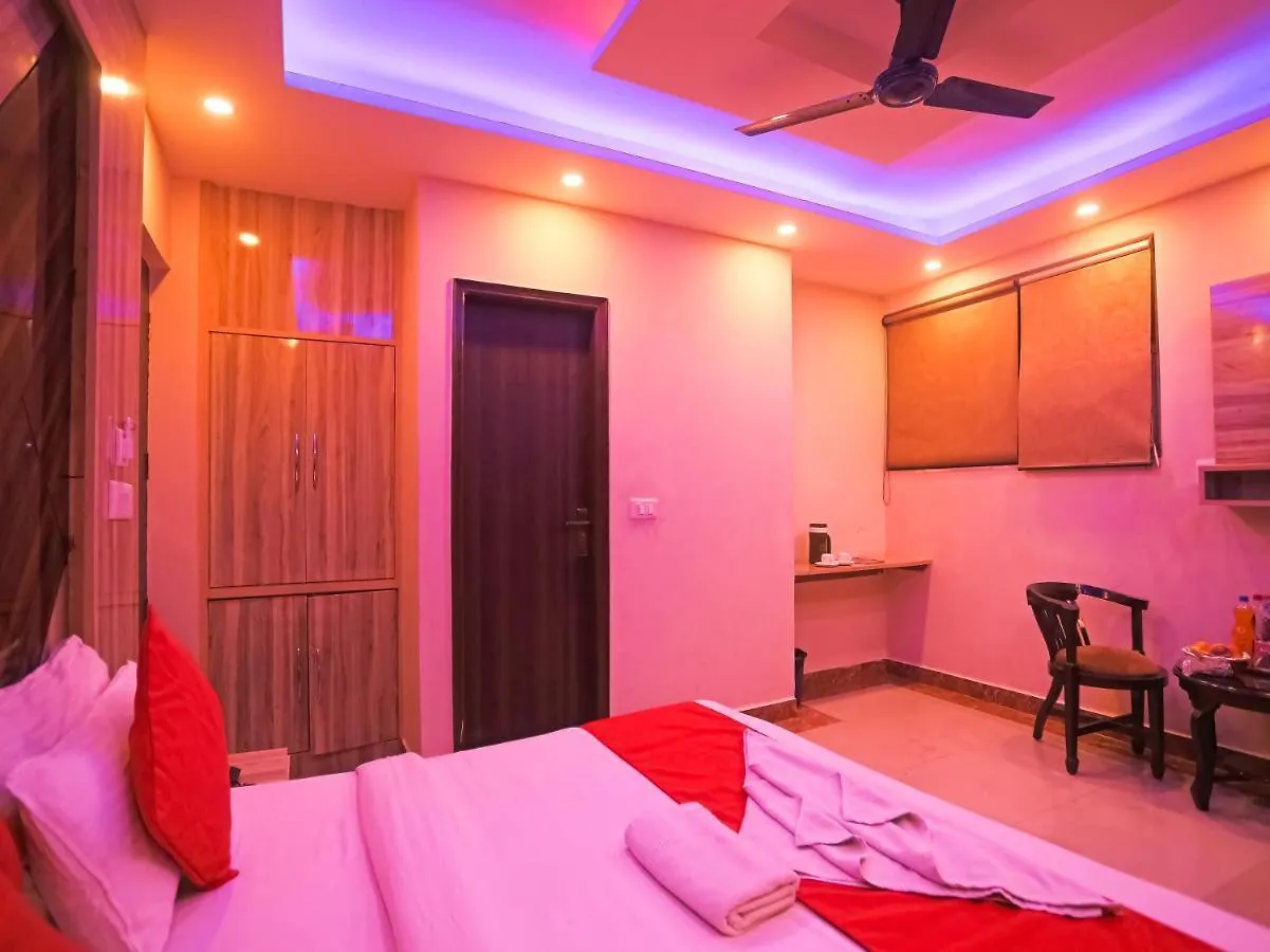 Hotel Luxury Stay New Delhi India